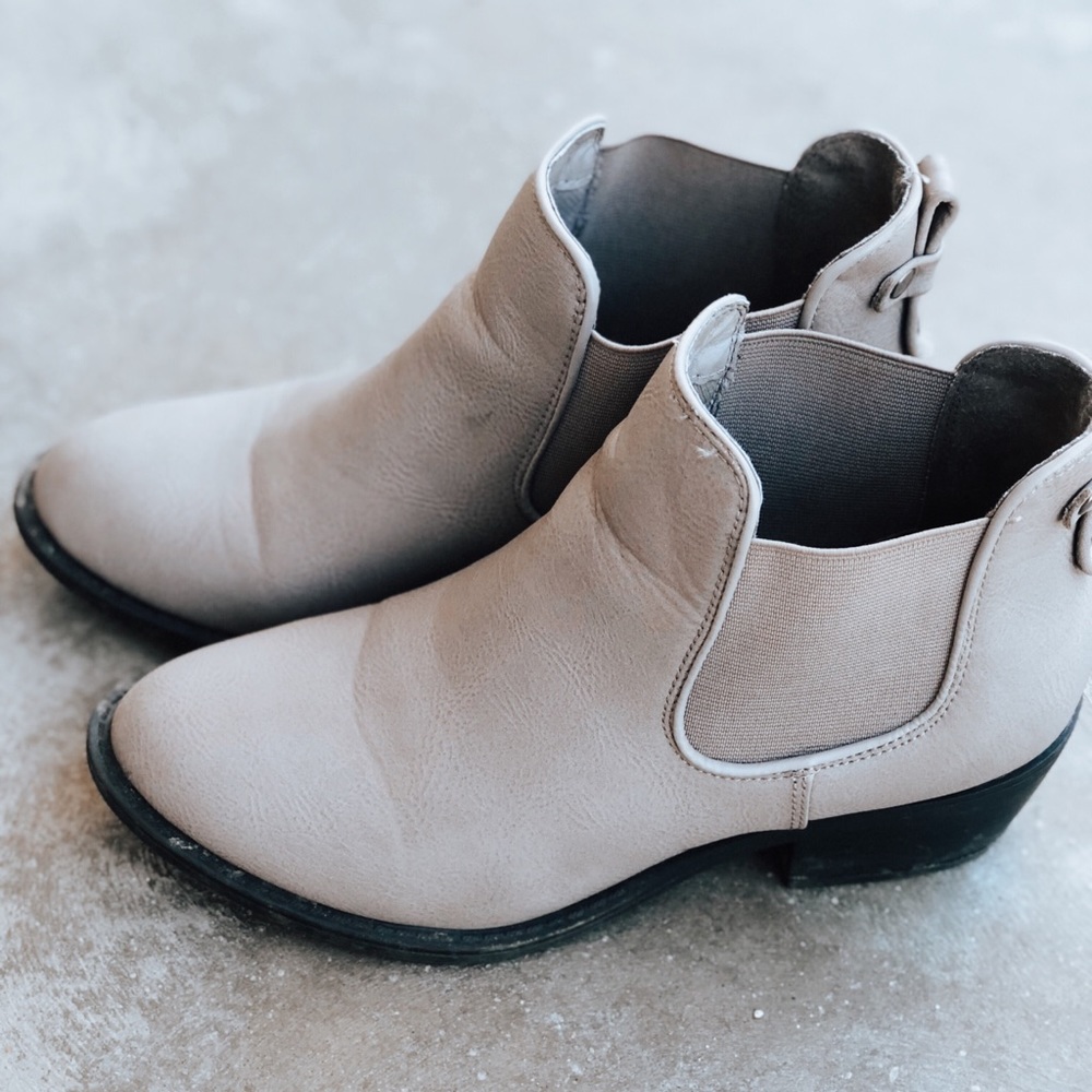 Soda booties